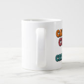 Cafeïne Chaos en Creativiteit Mok – Funky Retro (Achterkant)