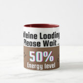 Cafeïne laden… Even wachten – Funny Coffee Mok (Midden)