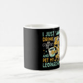 Cafeïnegezelschap: Leopard Gecko Coffee Bliss Koffiemok (Voorkant rechts)