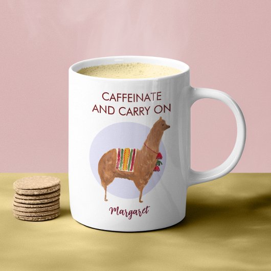 Caffeinate Carry On Llama Alpaca met de hand getro Koffiemok