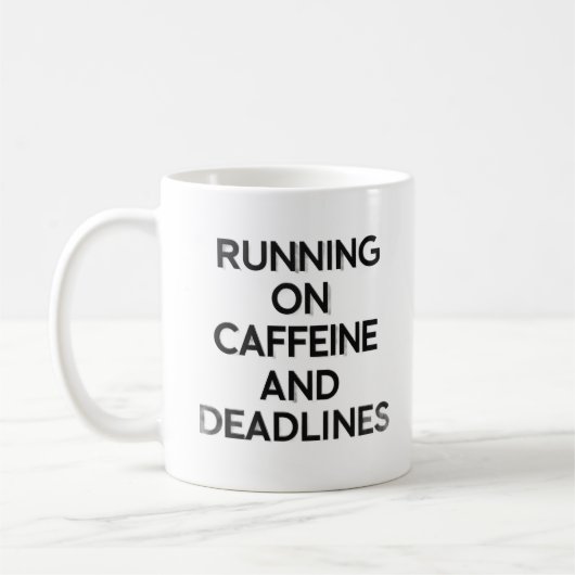 Caffeïne & Deadlines Hustle Mok (Links)