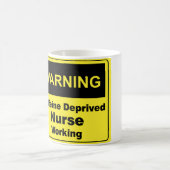 Caffeine Warning Nurse Koffiemok (Center)