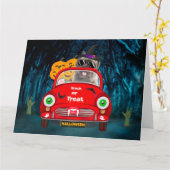 Cairn Terrier Bestuurt Auto Griezige Halloween Kaart (Gele Bloem)