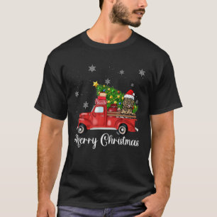 Cairn Terrier Dog Riding Red Truck Kerstmis T-shirt