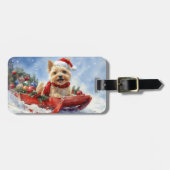 Cairn Terrier Hond in Sledge Laat het Sneeuw Kerst Bagagelabel (Voorkant horizontaal)