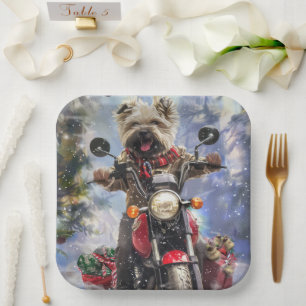 Cairn Terrier-hond rijdt op motorfiets met Kerstmi Papieren Bordje