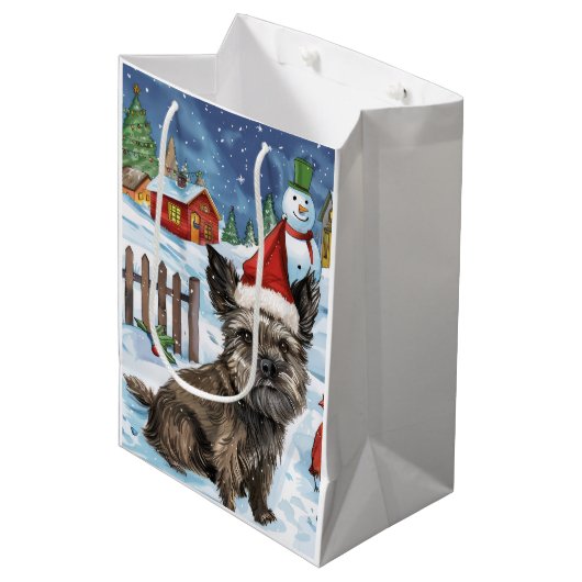 Cairn Terrier Hond Winter Wonderland Kerstvreugde Medium Cadeauzakje (Voorkant Gekanteld)