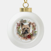 Cairn Terrier Kerstkrans Feestelijke Pup Keramische Bal Ornament (Voorkant)