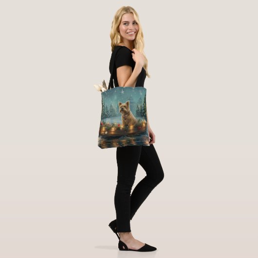 Cairn Terrier Kerstvakantie Tote Bag (Op model)