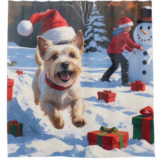 Cairn Terrier loopt in de sneeuw met kerst Pet Douchegordijn (Voorkant)