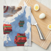 Cairn Terrier loopt in de sneeuw met kerst Pet Theedoek (Quarter Fold)