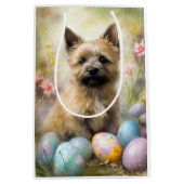 Cairn Terrier met paaseieren Vakantie Medium Cadeauzakje (Voorkant)