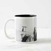 Caïro Egypt, Camel Jockeys Giza Pyramids (NR) Tweekleurige Koffiemok (Links)