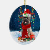 Caïro Terrier Dog in Snow met kerstcadeautjes Keramisch Ornament (Rechts)
