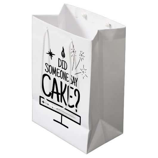 Cake Lover Quote Minimal Black Typography White Medium Cadeauzakje (Voorkant Gekanteld)