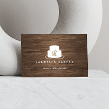 Cake Monogram Logo in Wit op bruine Woodgrain