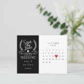 Calendar Red Love Heart Save the Date Briefkaart (Staand voorkant)