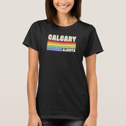 Calgary Alberta Canada Rainbow Gay Pride Merch Ret T-shirt (Voorkant)