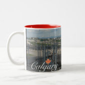Calgary Canada Souvenir Tweekleurige Koffiemok (Links)