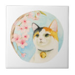 Calico Cat en Flowers Japans Tegeltje<br><div class="desc">Dit is een illustratie van de waterverf van een calicaanse kat die naar boven kijkt en geniet van de kersensbloesem. "Hanami" is een Japanse traditie waarin mensen vieren en feesten onder de kersenbloesem wanneer ze in volle bloei zijn. Verf met Holbein en Winsor en Newton waterverf verven op verhit papier...</div>