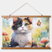 Calico Cat in de voorjaarstuin met vlinders Hangend Wandkleed (Voorkant)
