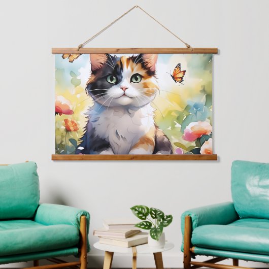Calico Cat in de voorjaarstuin met vlinders Hangend Wandkleed (Woonkamer)