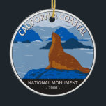 California Coastal National Monument Cirument Retr Keramisch Ornament<br><div class="desc">Californië Kustvectorkunstwerk ontwerp. Het park garandeert de bescherming van alle eilandjes,  riffen en rotsen langs de kust van Californië binnen 12 zeemijl van de kust.</div>