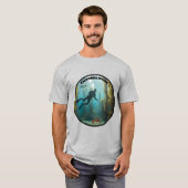 California Freediving Diver with Kelp and fish URM T-shirt (Voorkant volledig)