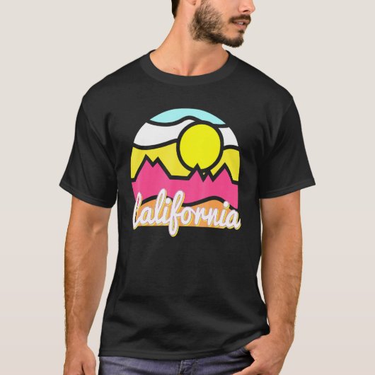 California Retro Mountain Sunset Outdoor Vanlife E T-shirt (Voorkant)