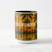 California Sunset Mug – Tropical Beach Vibes with  Tweekleurige Koffiemok (Center)