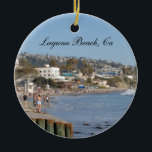 California Travel Vacation Photo Laguna Beach Keramisch Ornament<br><div class="desc">Reis met kerstversiering met een foto van de oceaan bij Laguna Beach,  Californië. Gebruik de sjabloon om het jaar op de rug toe te voegen. Dit ornament is een geweldig souvenir voor een vakantie in Laguna Beach.</div>
