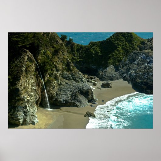 Californische kustwaterval Poster (Voorkant)
