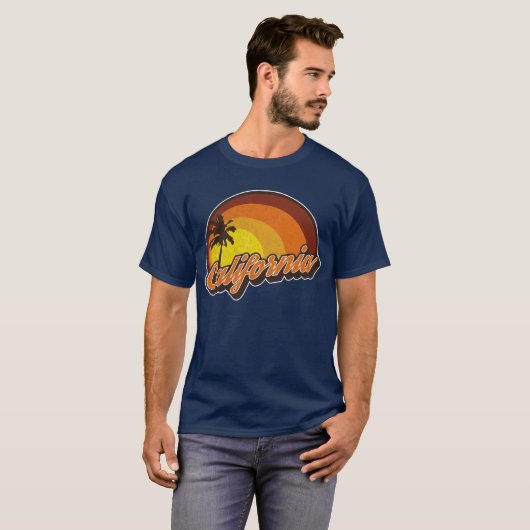 Californische zonneretro-ledige blik t-shirt (Voorkant volledig)