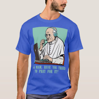 call center pope Customer Service Agent onlangs in T-shirt