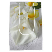 Calla-lelies en iris medium cadeauzakje (Achterkant)