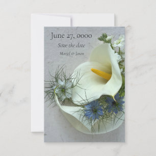Calla liegt met blauwe nigella save the date
