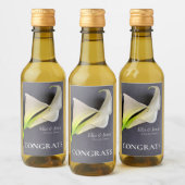 Calla lilies op een grijze bruiloft wijn etiket (Flessen)