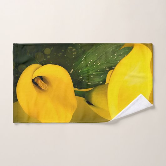 Calla Lily Bright Yellow Leaves Bokeh Bad Handdoek (Handdoek)