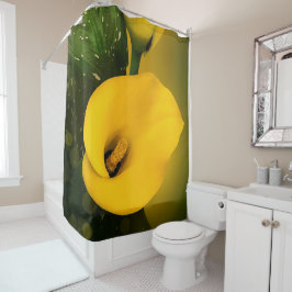 Calla Lily Bright Yellow Leaves Bokeh Douchegordijn