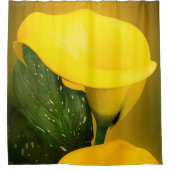 Calla Lily Bright Yellow Leaves Bokeh Douchegordijn (Voorkant)
