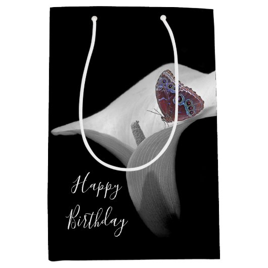 Calla Lily en Butterfly Birthday Medium Cadeauzakje (Voorkant)