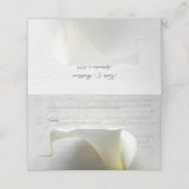 Calla lily op oud handschrift plaatskaartje (Buitenkant ongevouwen)