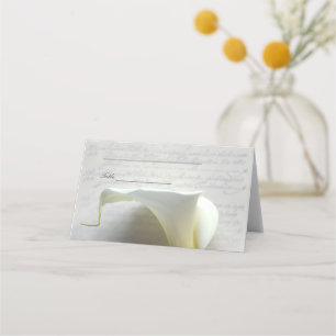 Calla lily op oud handschrift plaatskaartje