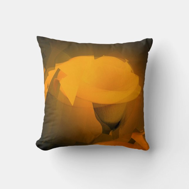 Calla Lily Warm Yellow Cubist Effect Kussen (Voorkant)