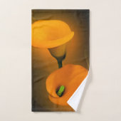 Calla Lily Warm Yellow Mist Achtergrond Bad Handdoek (Handdoek)