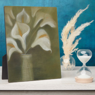 Calla snijdt bloemen in een vaas artistiek leven fotoplaat