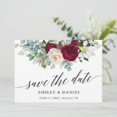 Calligrafie Burgundy Floral Greenery bespaart de d Save The Date (Staand voorkant)