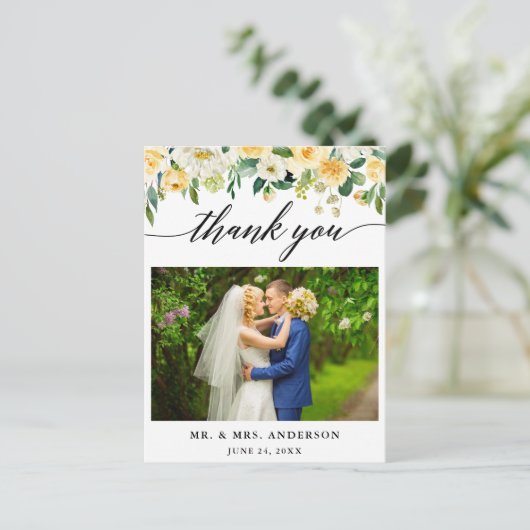 Calligrafie Gele Floral Weddenschap Foto Dank je Briefkaart (Staand voorkant)