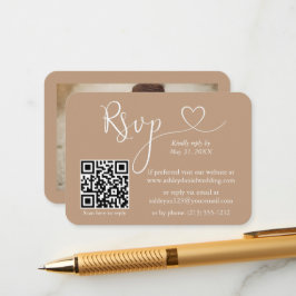 Calligrafie Hartfoto Weddenschap Taupe RSVP QR Informatiekaartje