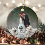 Calligrafie Heart Mr. en Mrs Wedding Photo Keramisch Ornament<br><div class="desc">Modern minimalistisch Simple Calligraphy Script Mr. en Mrs Heart Bride and Groom Wedding Photo Ornament</div>